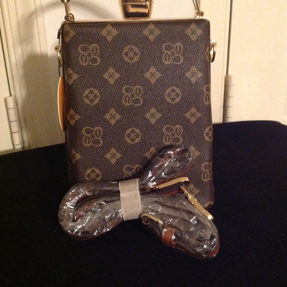 Clutch - Picture 2 of 5